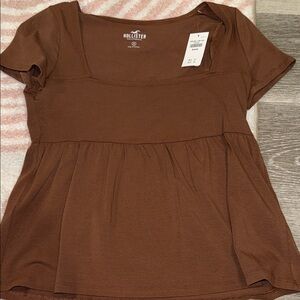 Hollister Women's Chocolate Brown Short Sleeve Top